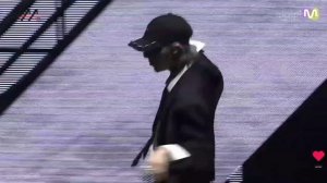 [221213 AAA] Intro Dance Performance by Hyunjin and Felix #hyunjin #felix #hyunlix #straykids