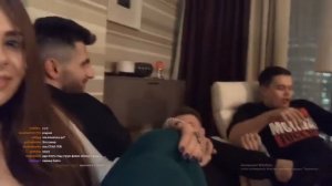 Михалину трогают за титьки/Конфликт на стример из-за мата