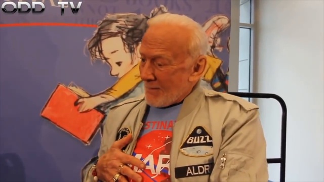 ALDRIN AVOUE LE BUZZ FAKE DE LA LUNE
