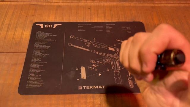 Olight I5T EOS Camouflage смотреть онлайн