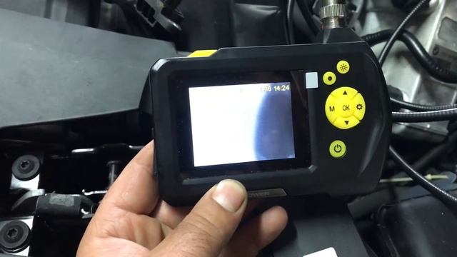 Проверка цилиндро-поршневой группы эндоскопом на BMW750