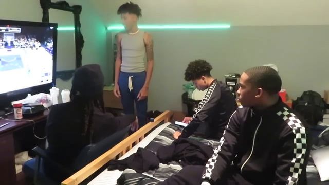 IGNORING MY ANNOYING FRIENDS PRANK? (THEY THREW A CHAIR AT ME) смотреть онлайн