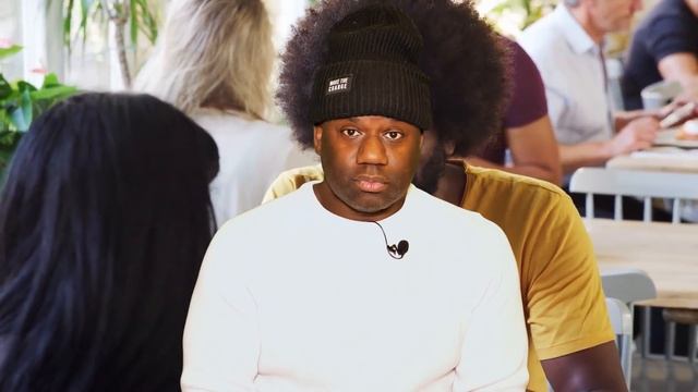 A Woman Takes 23 Family Members to A Blind Date To Test His Generosity....The Bill Was $3100...HMMM смотреть онлайн