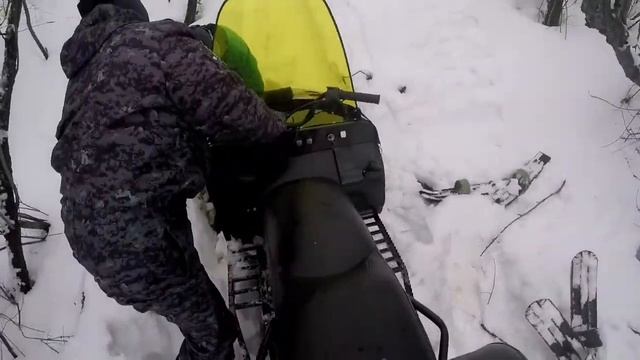 Взяли с собой снегоход смотреть онлайн