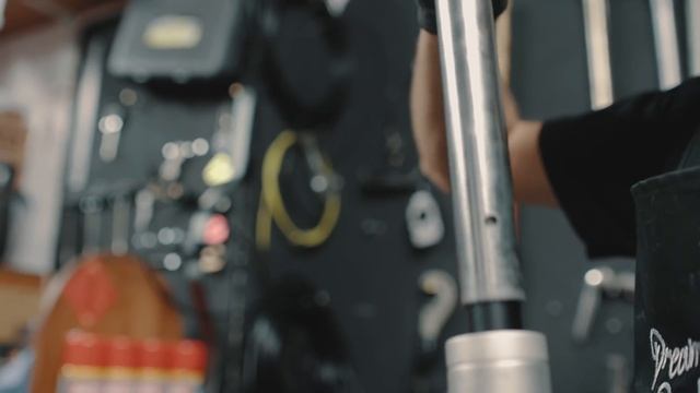 DREAM BUILD EMTB - Vitus E-Sommet - Rob Warner