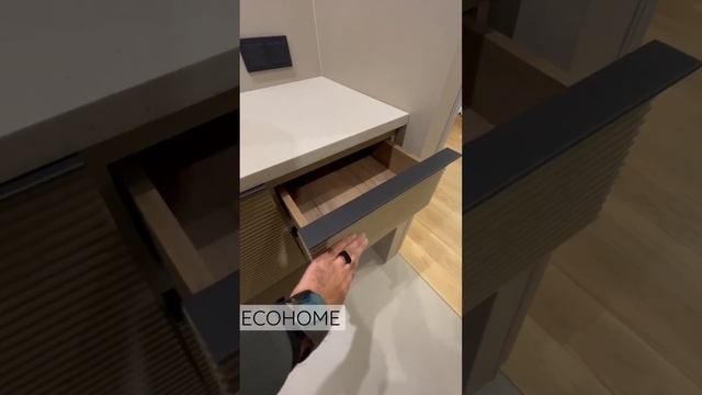 Влагостойкая Мебель и Акриловая Раковина смотреть онлайн