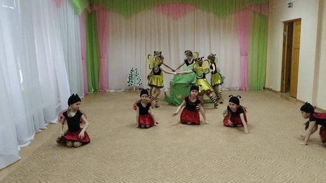 ТАНЕЦ " ЛЕТНИЙ ПЕРЕПОЛОХ" МДОАУ №88 Г.ОРЕНБУРГ смотреть онлайн