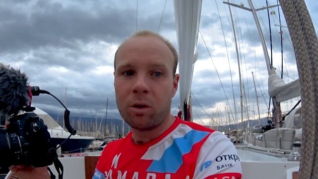 Построили макси-яхту в Тольятти и пришли в Италию. Осмотр двадцатиметровой Unisail Norlin 64 смотреть онлайн