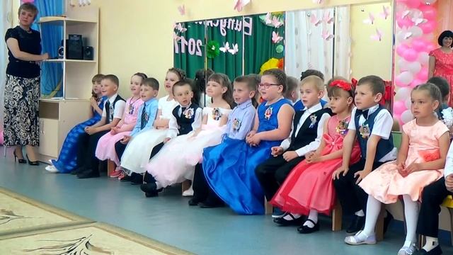Выпускной утренник Первый вальс смотреть онлайн