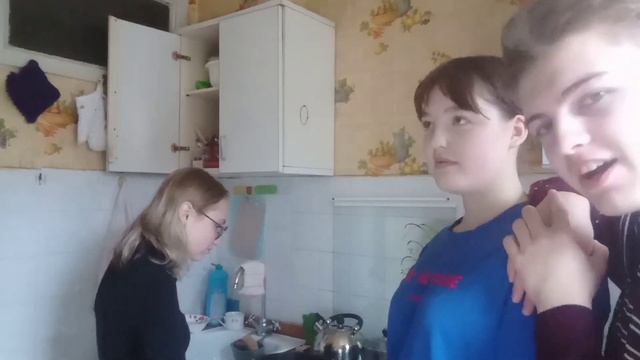 СЪЕЛИ ПИЦЦУ И РОЛЛЫ (и все...) смотреть онлайн