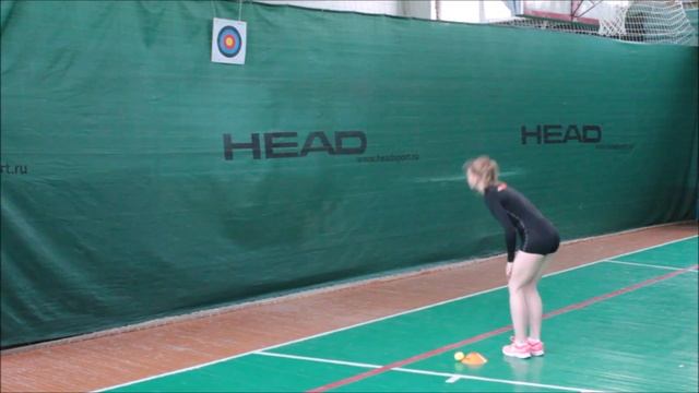 Метание малого мяча с места в вертикальную цель. 1-4 класс смотреть онлайн