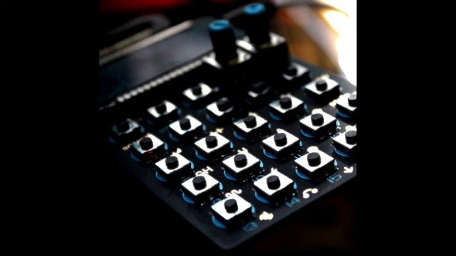 Sub Beats - chilled improv jam using Korg Volca Beats and Pocket Operator Sub смотреть онлайн