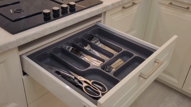 Кухня Софья в светлых тонах, Адлерский район, с. Бестужевское смотреть онлайн