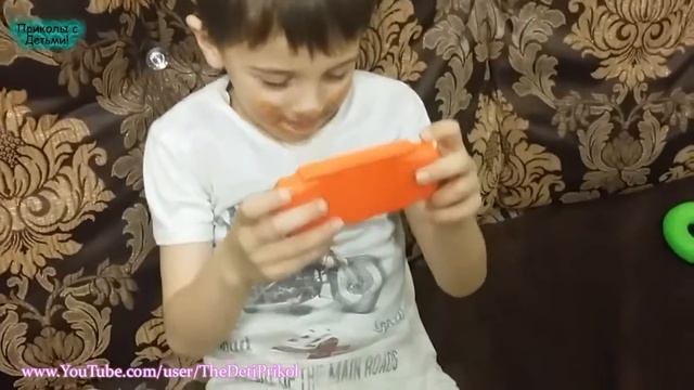 Целая плитка шоколада 2 The whole bar of chocolate! Parody! смотреть онлайн