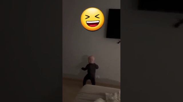 увязался смотреть онлайн
