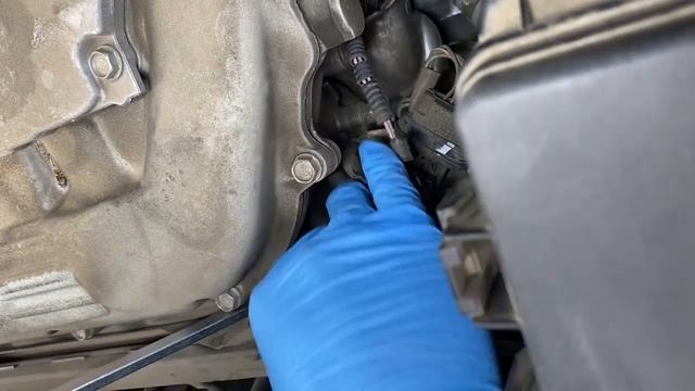 2009-2015 Honda Pilot PCV Valve Replacement - Detailed смотреть онлайн