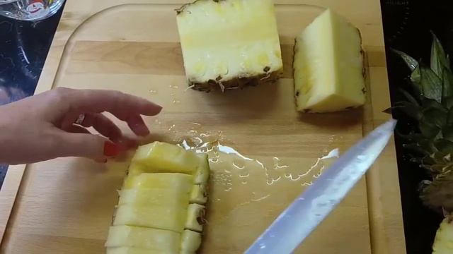 Худеем с ананасом Польза ананаса Как выбрать спелый ананас? смотреть онлайн
