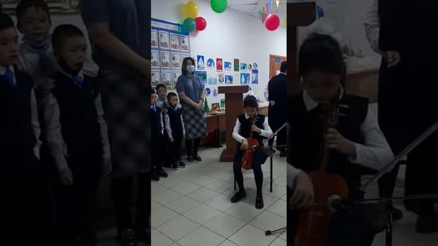 наши девочки с класса(2)
