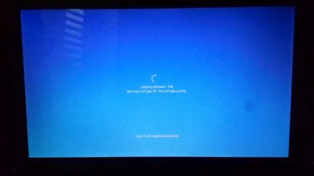 Upgrading Lenovo B570e Laptop From Windows 8 To Windows 10 Part 2 смотреть онлайн