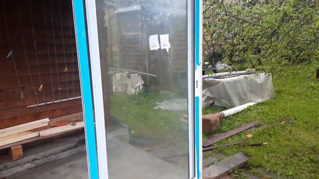 Панорамное остекление предбанника. Установил первые двери смотреть онлайн