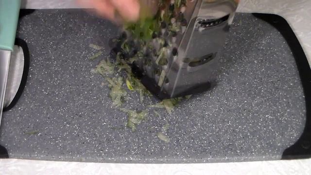 Салат из молодой капусты с огурцами и зеленью | 5 минут и готово смотреть онлайн