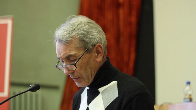 Выступление коммуниста Ясакова А.Г. на октябрьском (2013г.) Пленуме Костромского обкома КПРФ смотреть онлайн