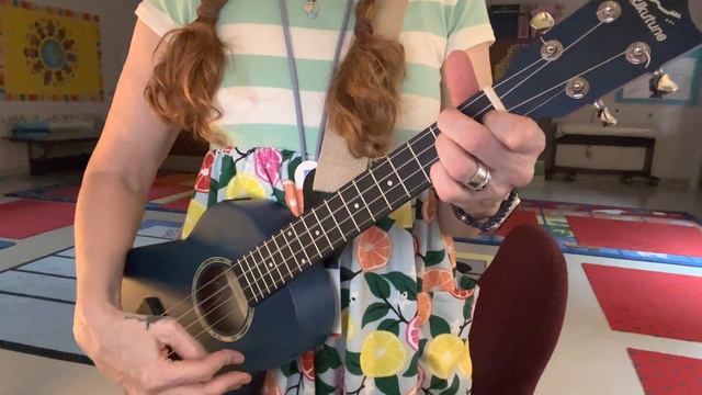 UkuLadies 7/12/22: Don’t Worry Be Happy (4 chords), Wide Open Spaces смотреть онлайн