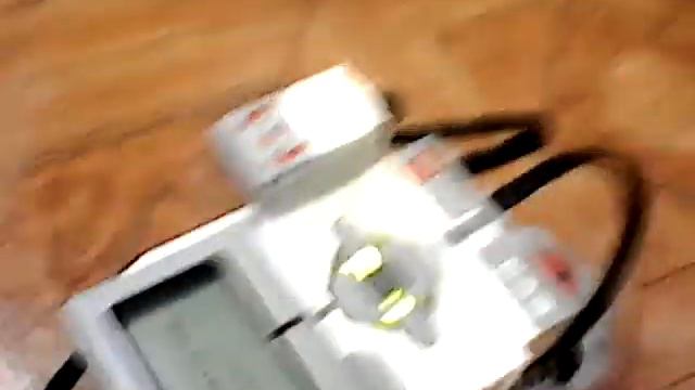 Робот мойщик полов смотреть онлайн