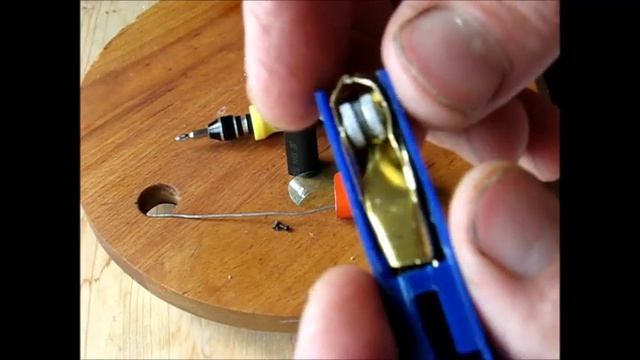 приспособление для подачи припоя диспенсер смотреть онлайн