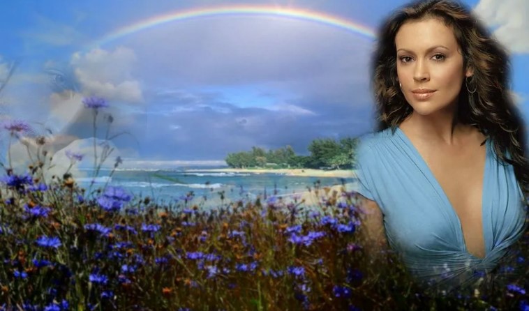 Я часто слышу: "Сколько тебе лет?" Автор стиха Елена Меньщикова.