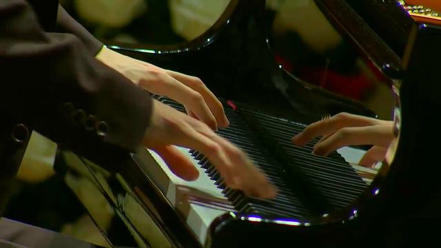 R.Kali "Estai song" смотреть онлайн