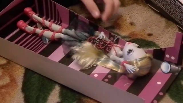 Lagoona Blue Monster High смотреть онлайн