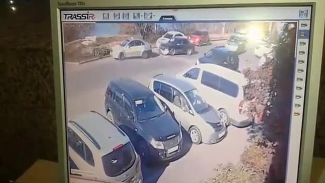 video e94fac2958b473db26377f73bb50dd215598a11cffba0336990de47580611b8f V смотреть онлайн