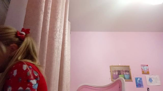 показываю что я дарю Кристине смотреть онлайн