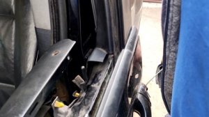 Как открыть заклинившую дверь bmw x5 e53