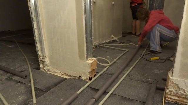 Izolace vodovodního potrubí pomocí Mirelonu svépomocí | Sami Sobě смотреть онлайн