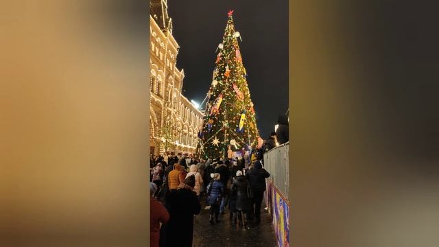 Новогодняя Москва . Красная площадь, ГУМ смотреть онлайн