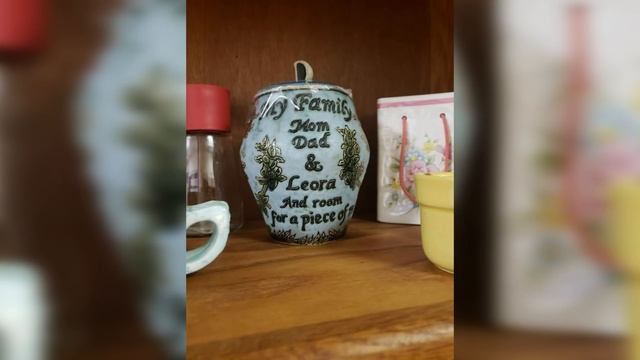 Очень странные вещи, купленные на барахолках смотреть онлайн