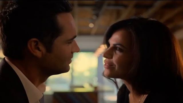 Lisa and Mickey kiss Lana Parrilla and Manuel Garcia Ruflo in The Lincoln Lawyer 2x5 смотреть онлайн