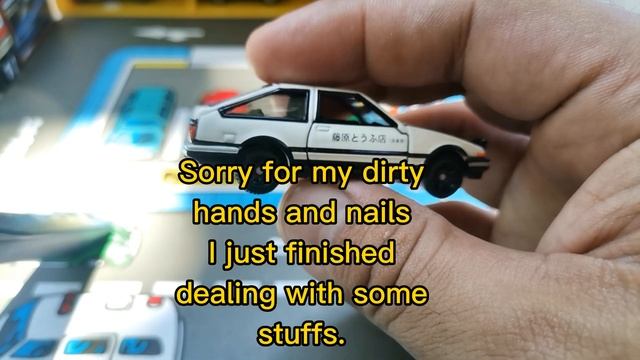 Unboxing Tomica Initial D Toyota AE86 Trueno смотреть онлайн