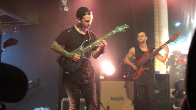 Intervals (ft. Thomas Griggs) v. Nick Johnston v. Jason Richardson Improv Guitar @ The Masquerade смотреть онлайн