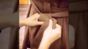 Как красиво завязать бант на платье??