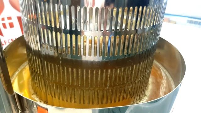 БОЛЬШОЙ ТЕСТ ПРЕССОВ для отжима сока смотреть онлайн