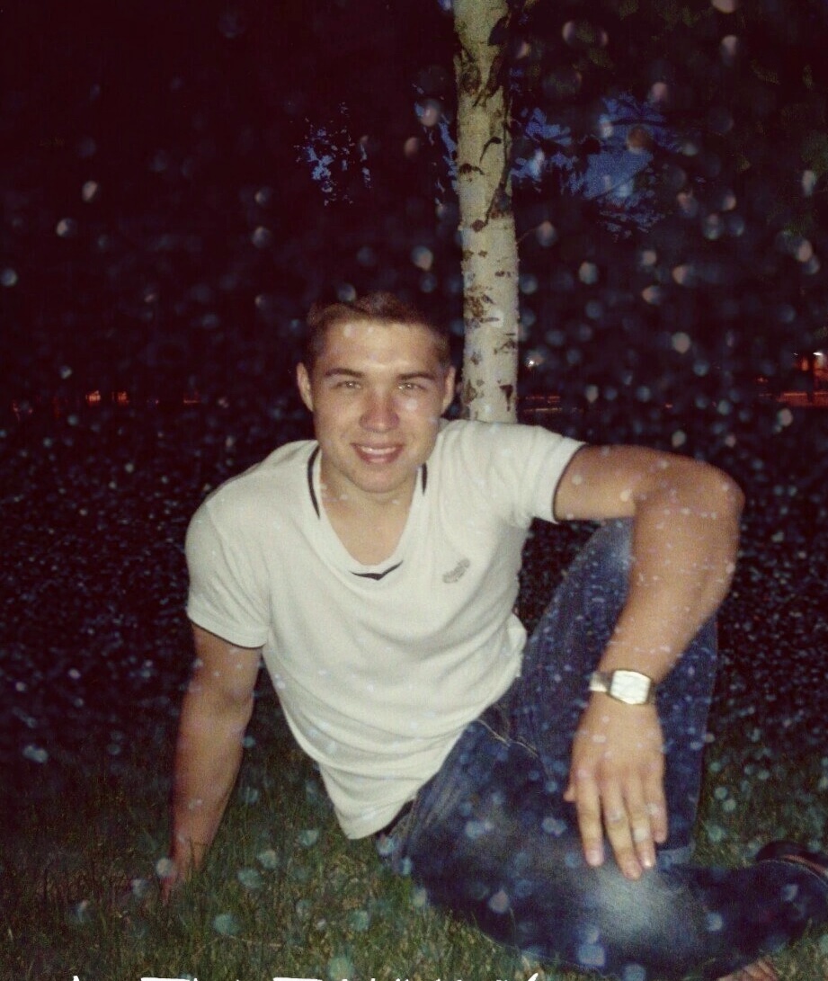 САМАЯ ПОПУЛЯРНАЯ ПЕСНЯ 200-х ПОД ГИТАРУ. 18 МНЕ УЖЕ. РУКИ ВВЕРХ смотреть онлайн