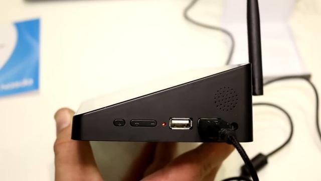 Pipo X8 Windows TV Box/ Nettop With A Display [english]