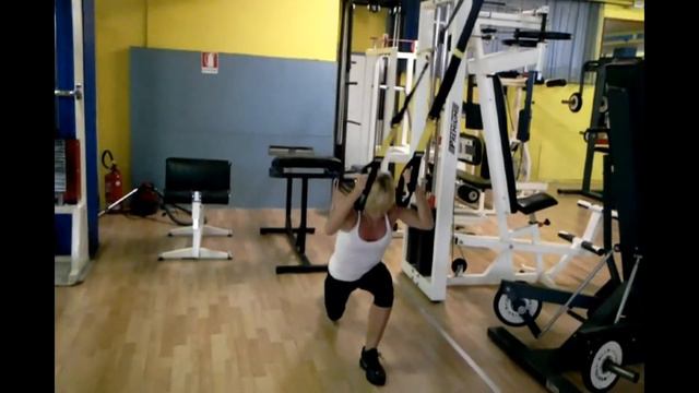 TRX Balance Lunge Katia смотреть онлайн