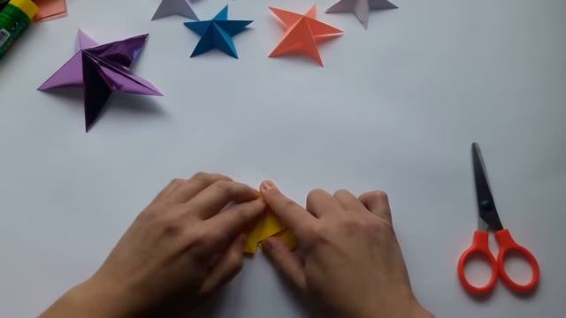 Объемная звезда из бумаги как вырезать звезду объемные снежинки новогодние игрушки своими руками смотреть онлайн