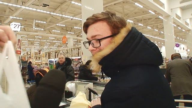 Чё брать-то? Вятич, чё! Эпизод 9 смотреть онлайн