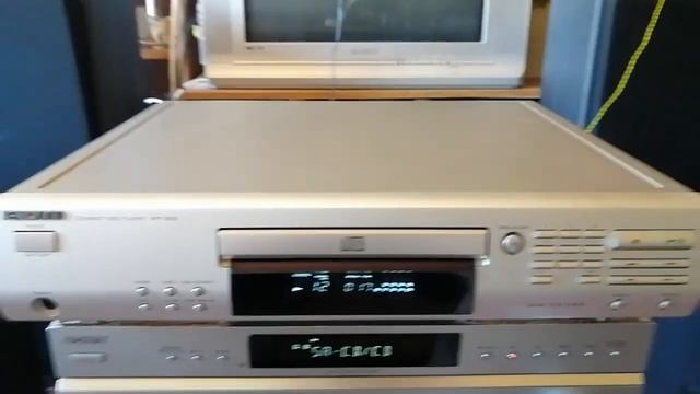Kenwood DPF-3030 смотреть онлайн