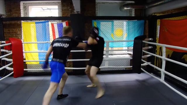 Тренировка телохранителей Сигма-Профи в Mad Max Dojo смотреть онлайн
